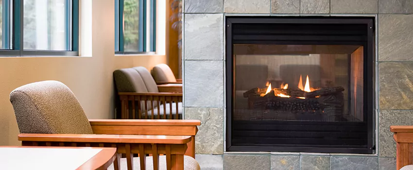Smoky Effect Electric Fireplace Logs in Hillcrest Park, Ontario